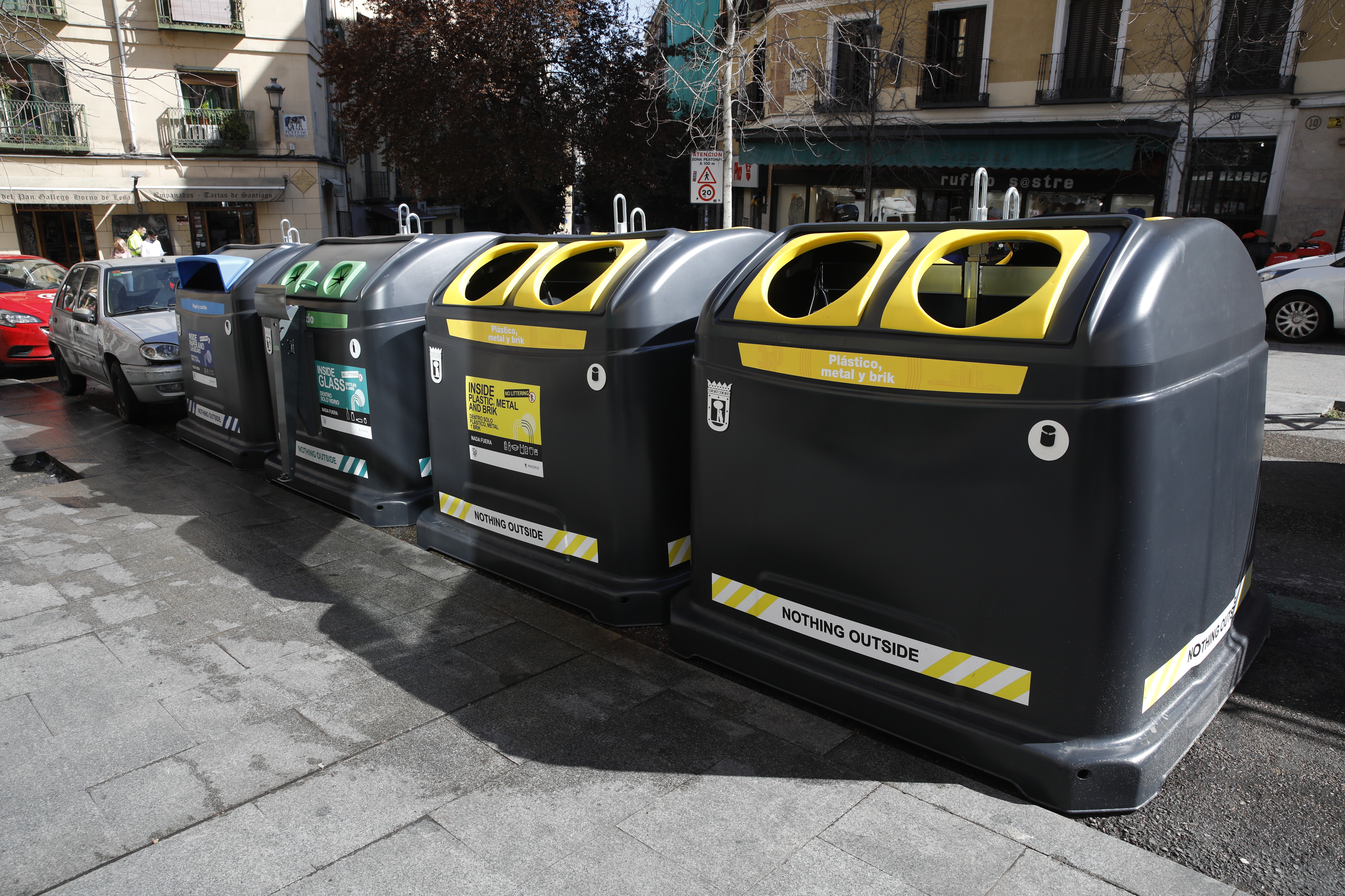 Contenedores con nuevo etiquetaje